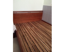 Giường MDF nâu
